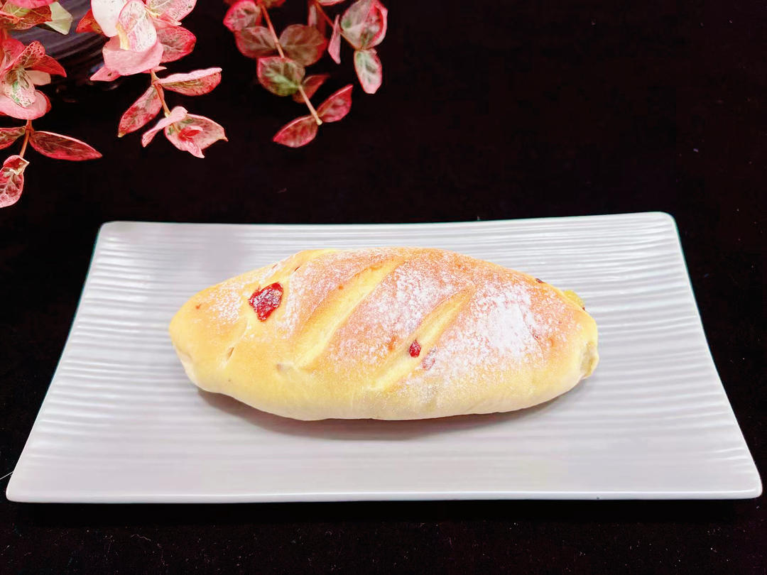 奶酪馅儿蔓越莓面包