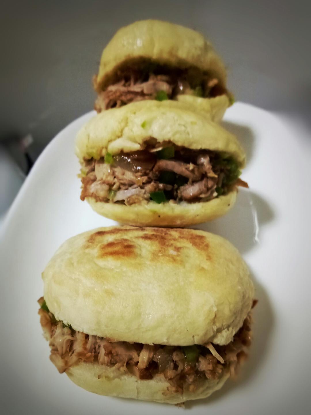 腊汁肉夹馍