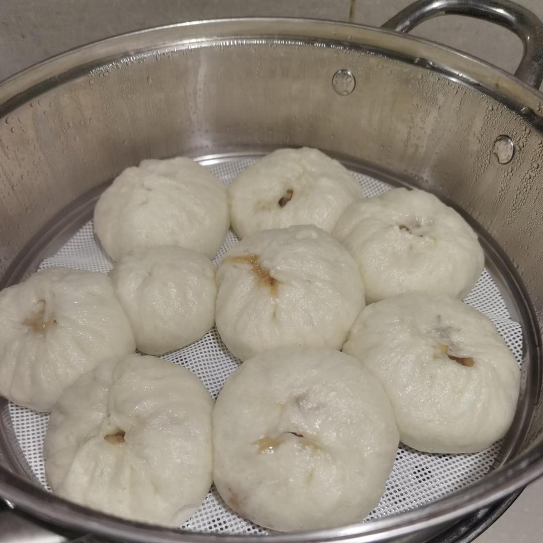 神仙配方肉包子     15个左右