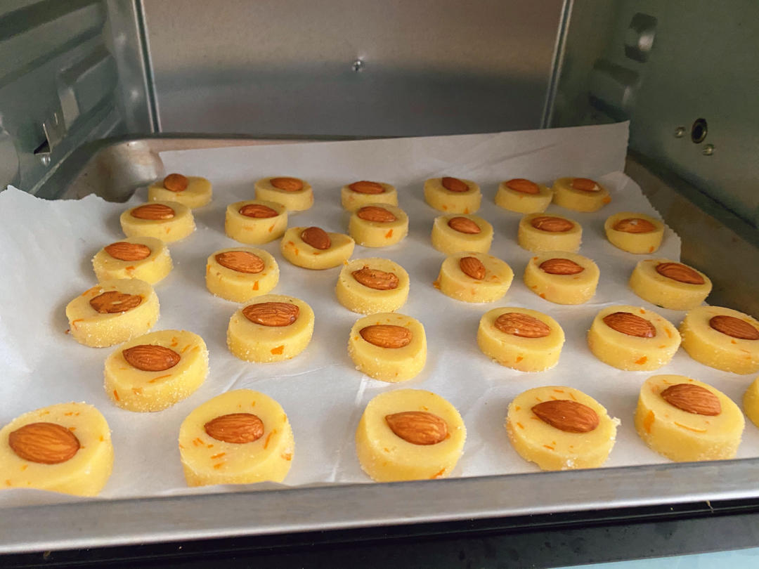 🍊橙香纱布蕾杏仁曲奇🍪