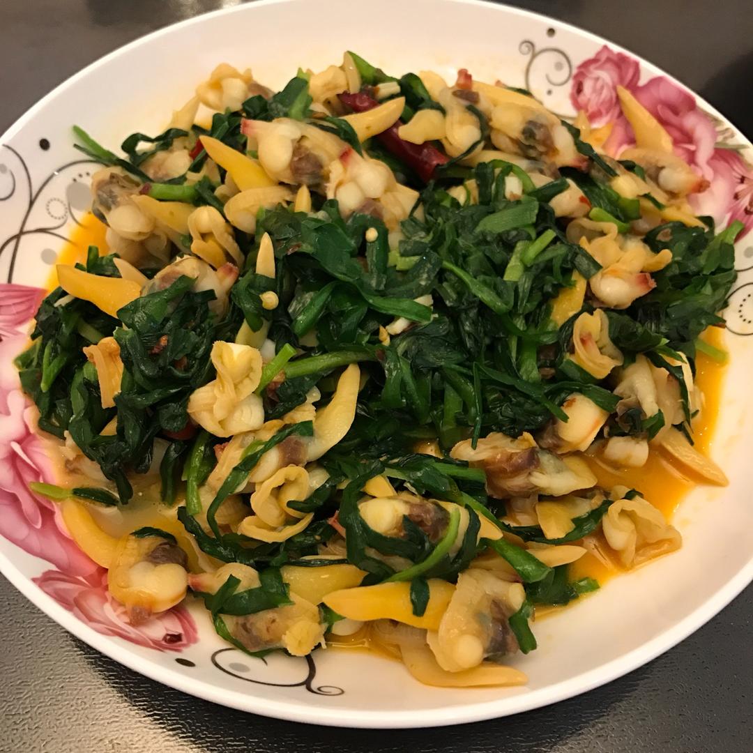 韭菜炒蚬肉