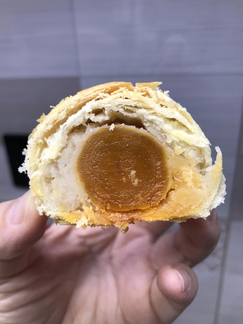 免揉免松弛超快手不破酥不混酥的蛋黄酥—新手一看包会