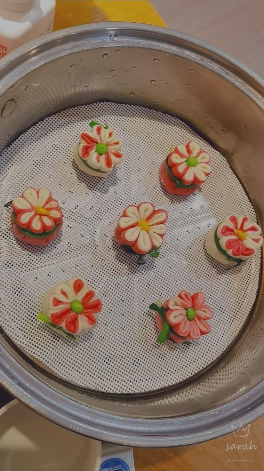 一次发酵的糯米馅花馒头