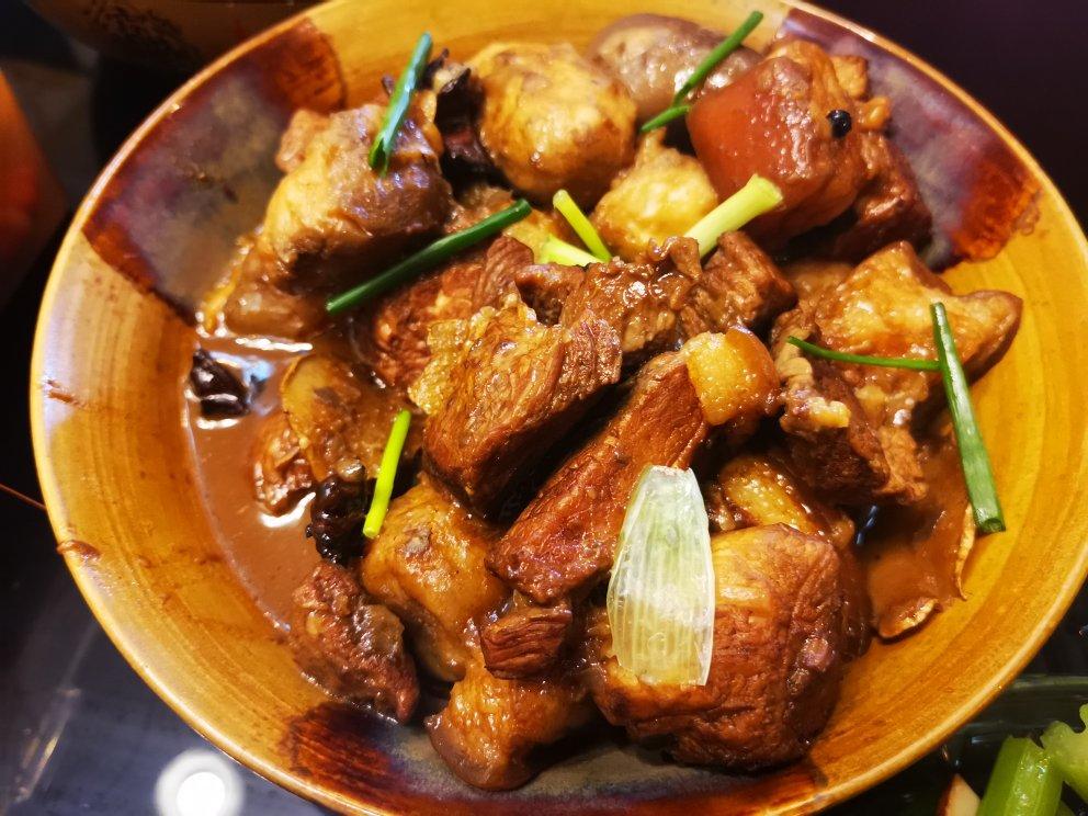 芋头烧肉