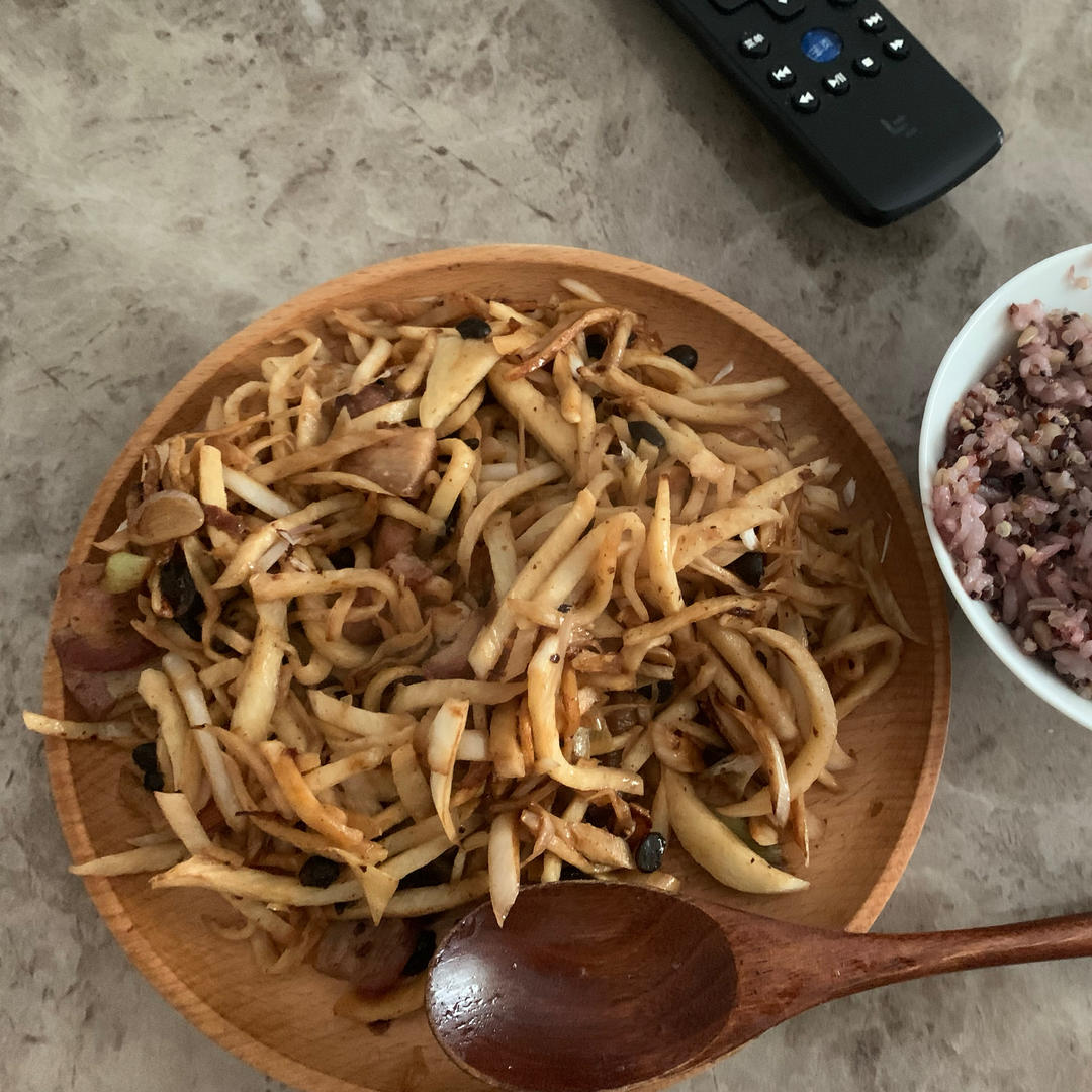 茭白回锅肉