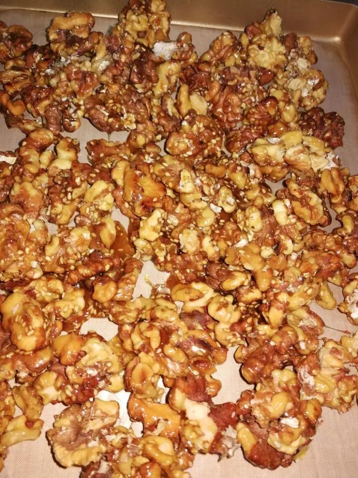 琥珀核桃仁，家庭熬糖小窍门，不翻砂不糊锅，不化不粘牙
