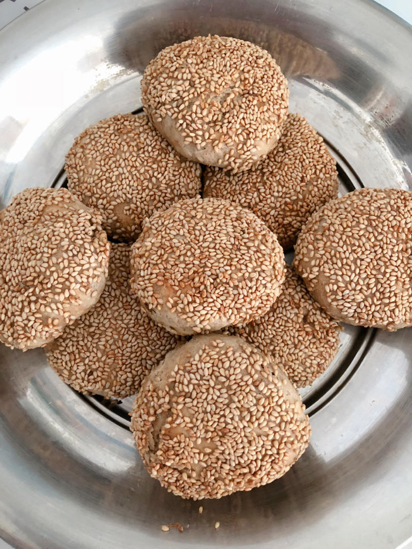 stella解做的老北京芝麻烧饼