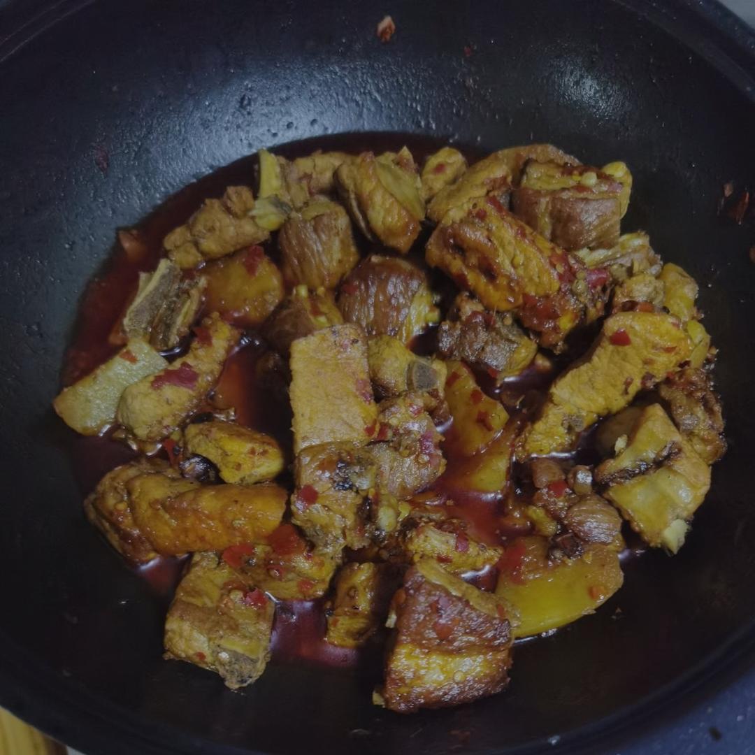 川味土豆烧排骨
