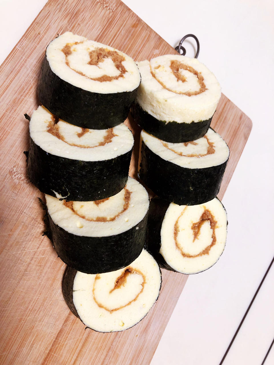 海苔肉松蛋糕卷