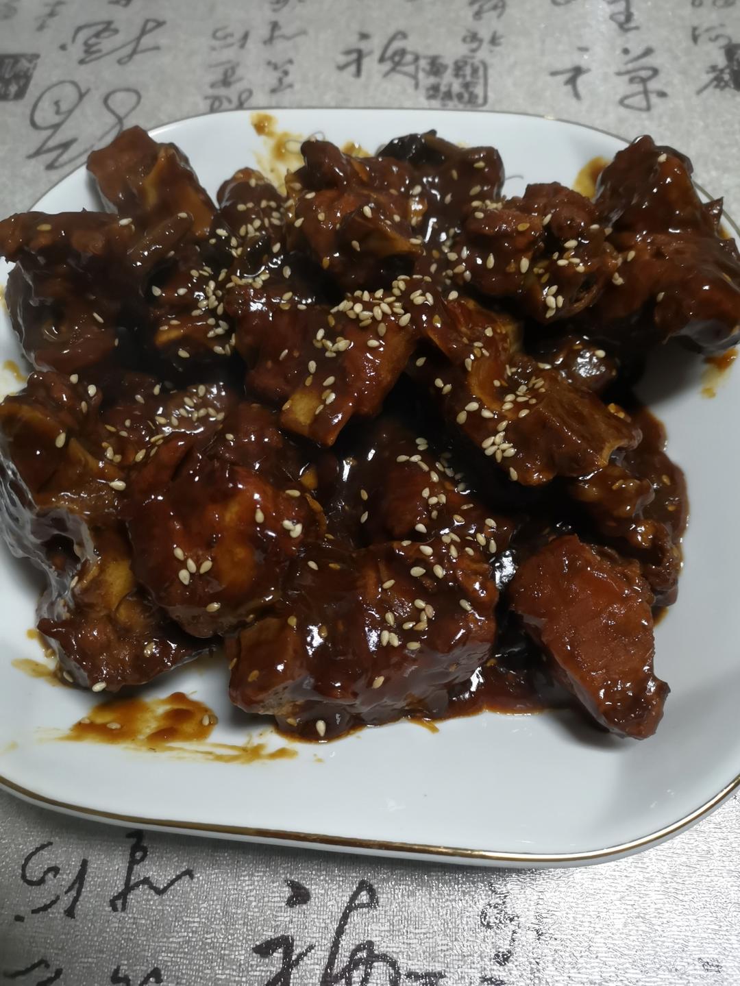 红烧排骨｜酱香浓郁