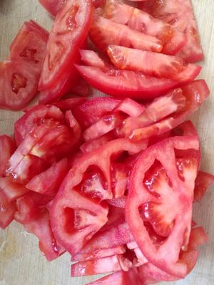 西红柿炖牛腩的做法 步骤2