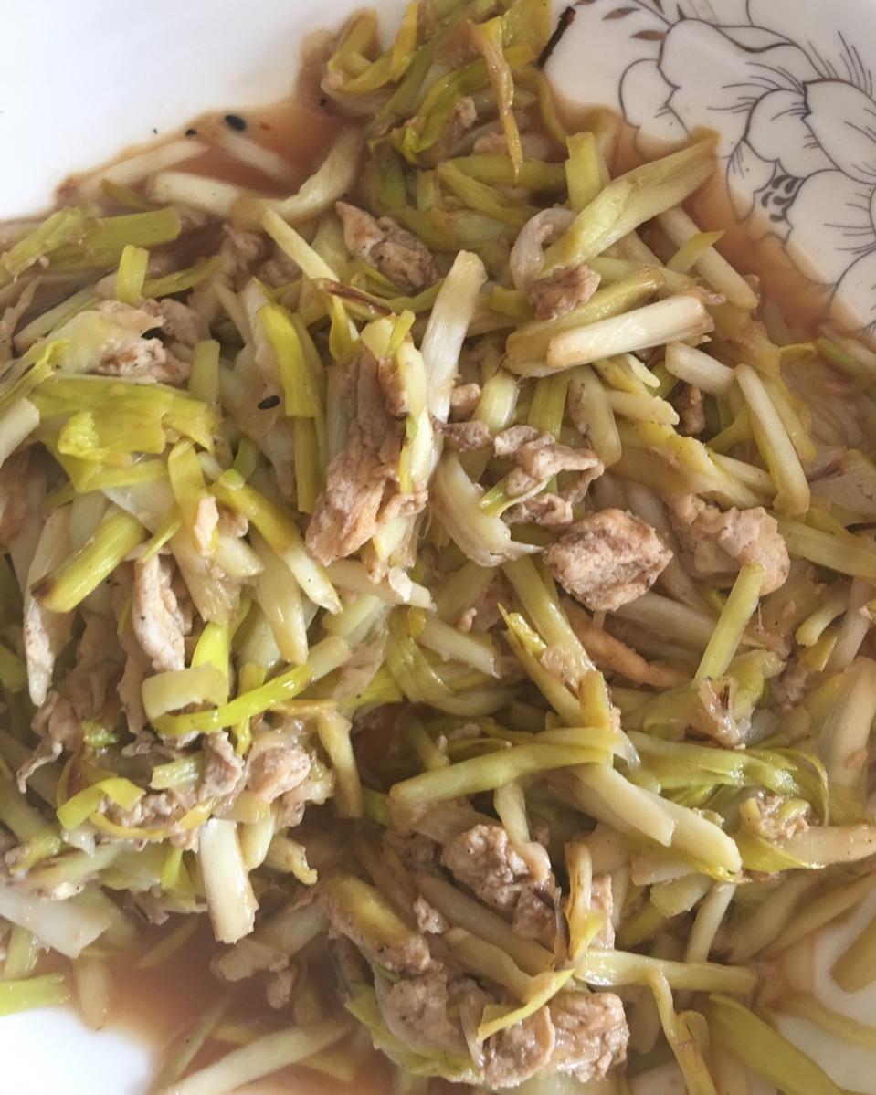 蒜苗炒鸡蛋