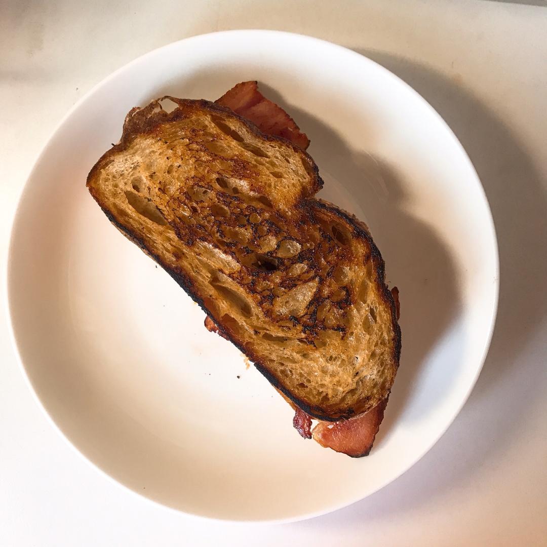 猫王三明治（The Elvis Sandwich）