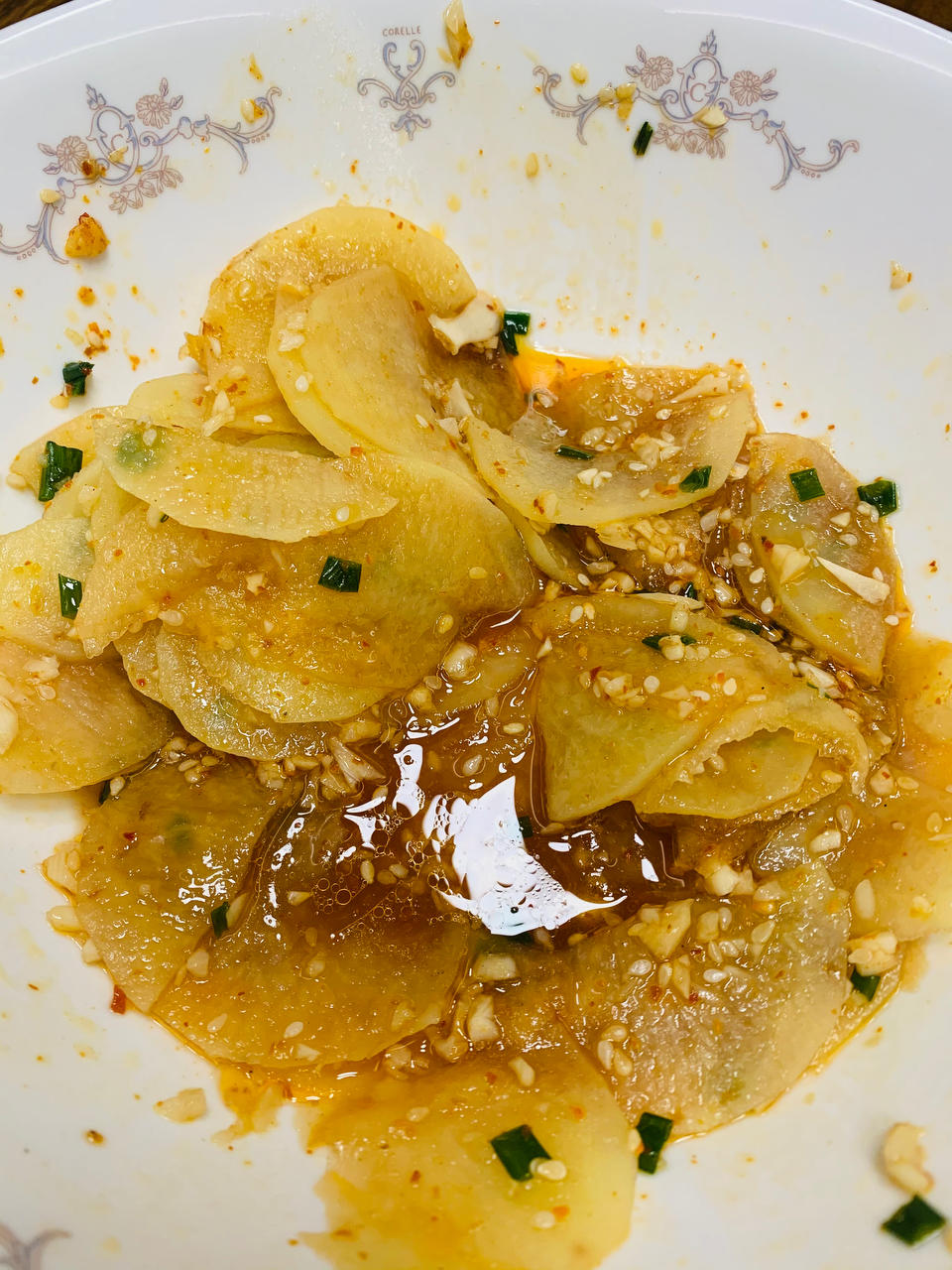 土豆销魂吃法！酸辣开胃的凉拌土豆片