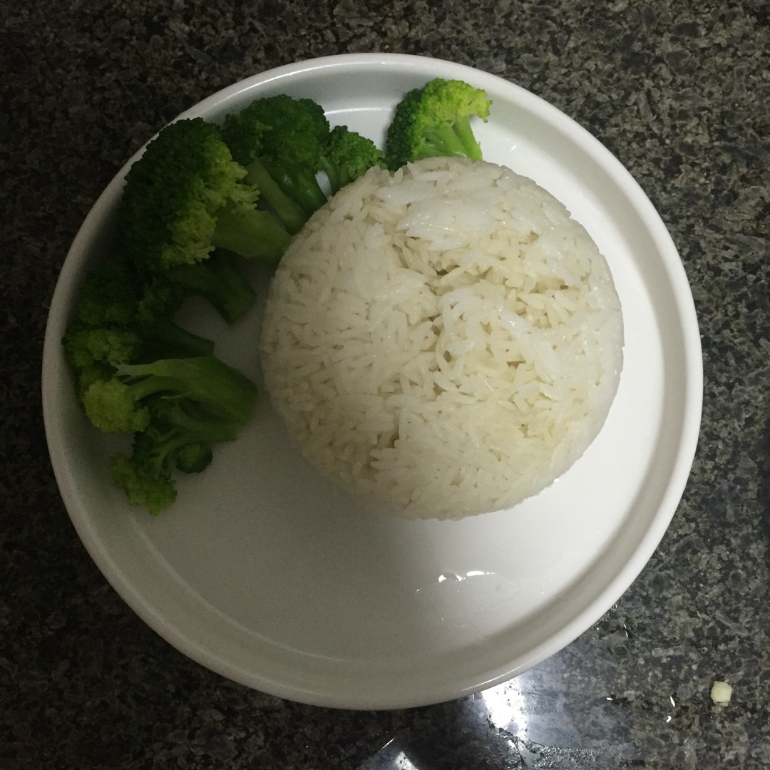 一碗安静的白米饭