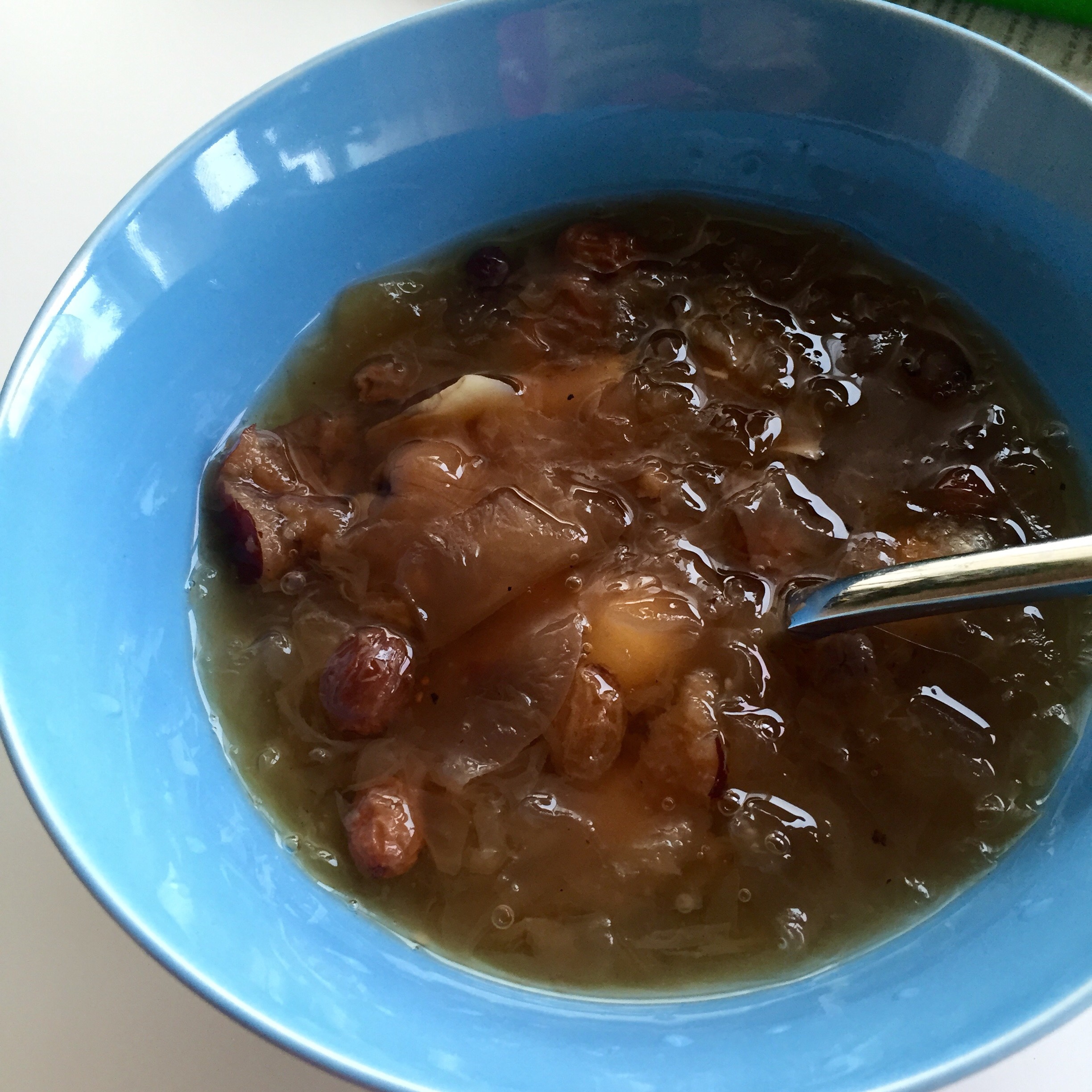 红枣银耳莲子羹