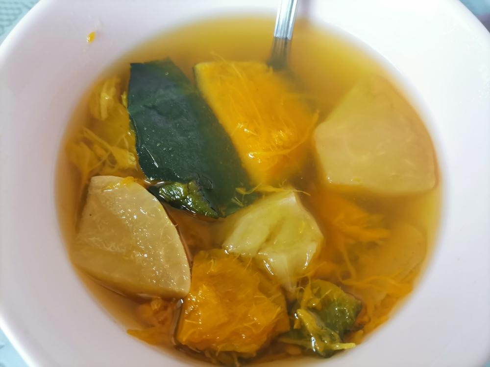 南瓜苹果汤（醒酒 低脂）的做法