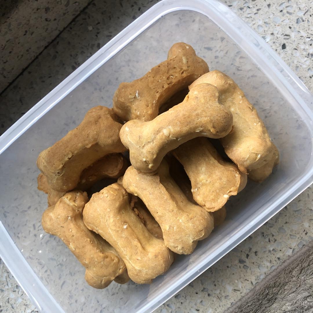 狗狗磨牙零食之三文鱼饼干