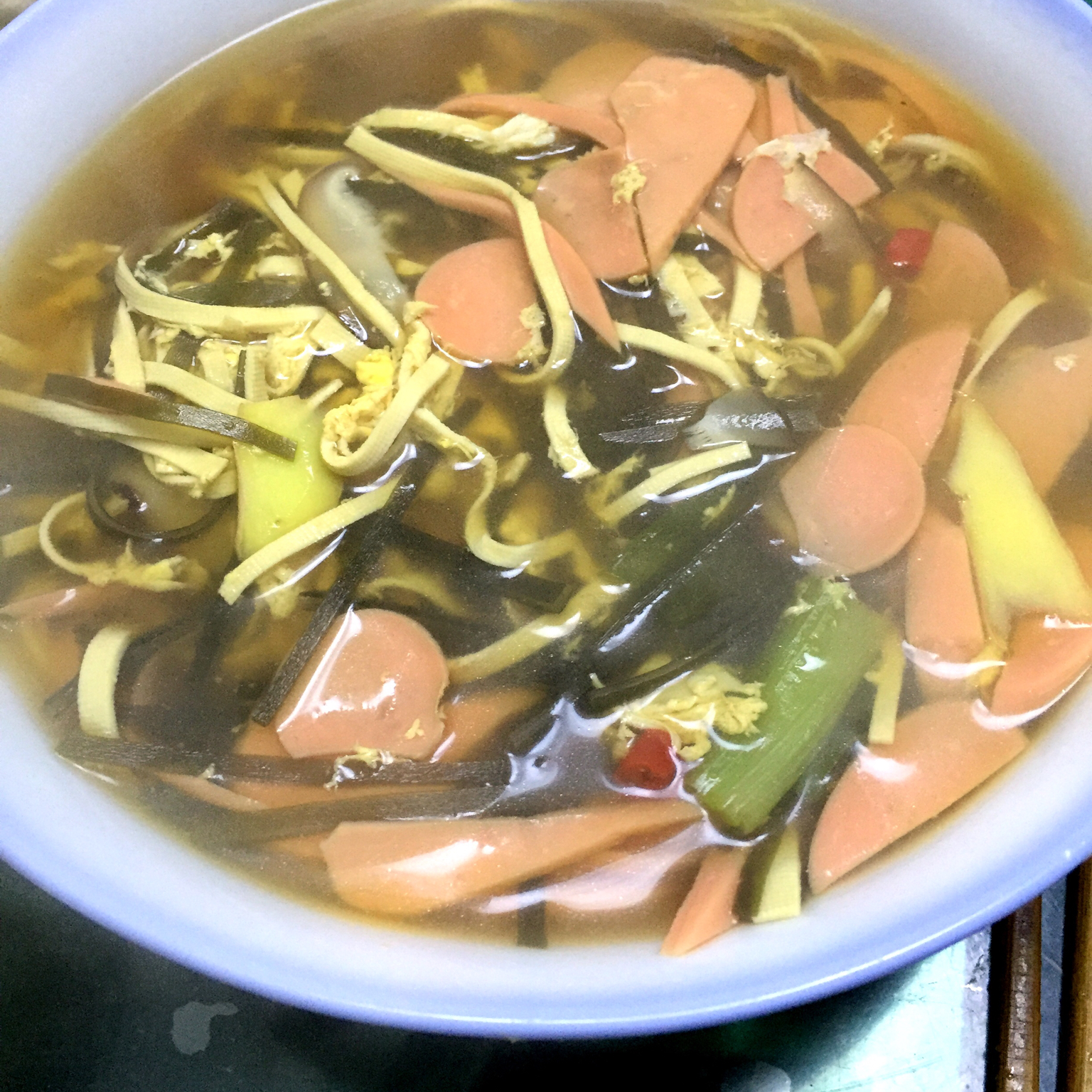 酸辣汤 Spicy & Sour Shredded Pork Soup