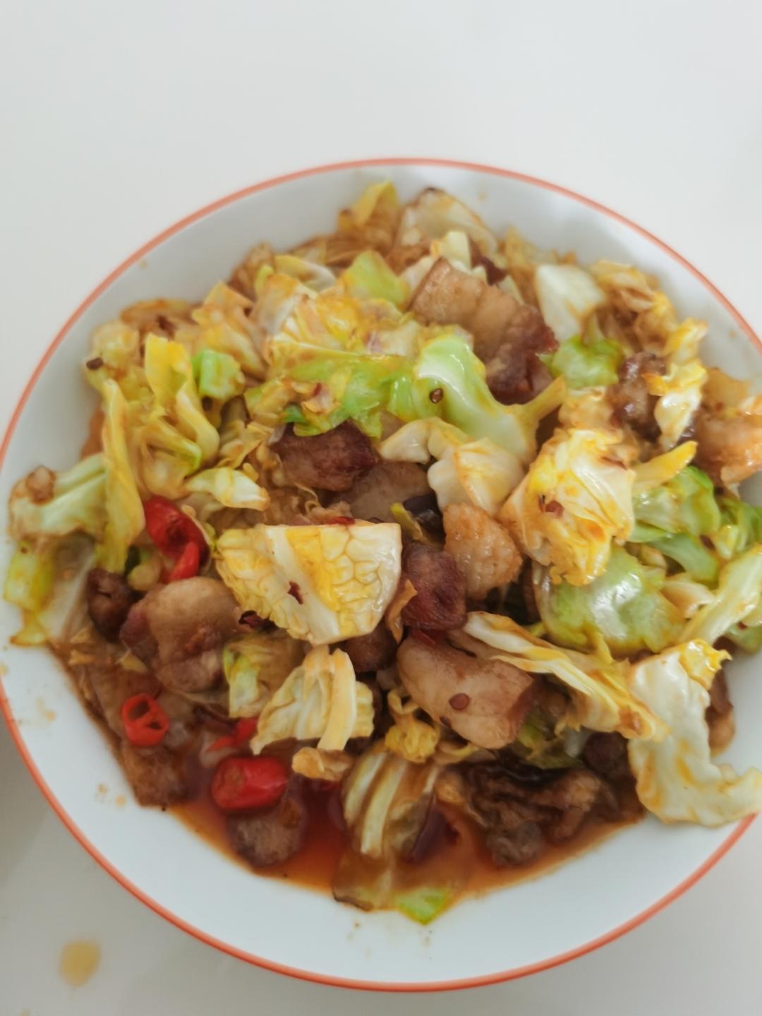 包菜炒肉