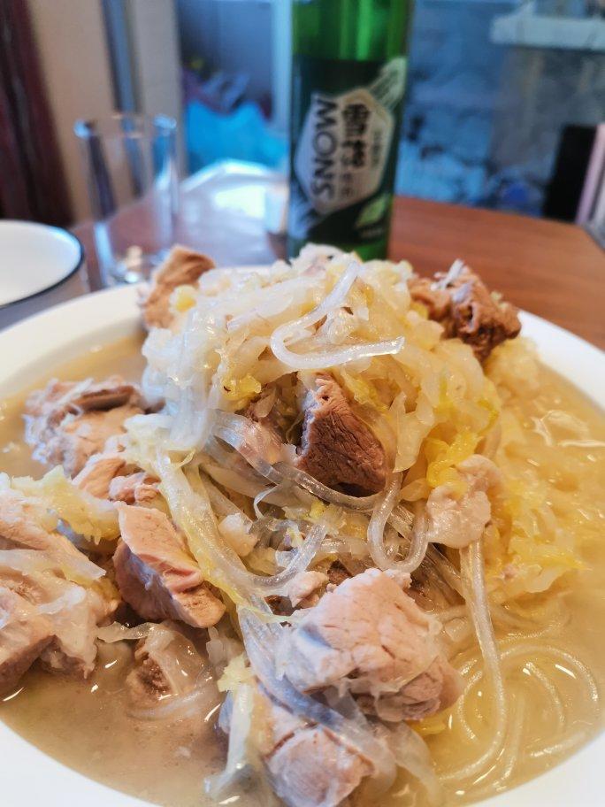 酸菜炖排骨