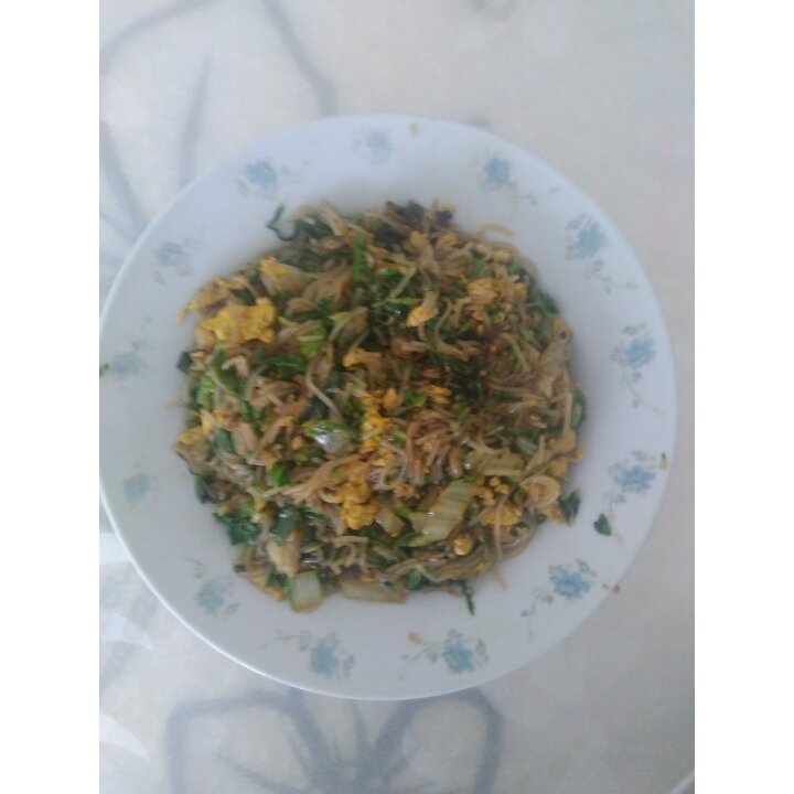 包菜粉丝炒鸡蛋