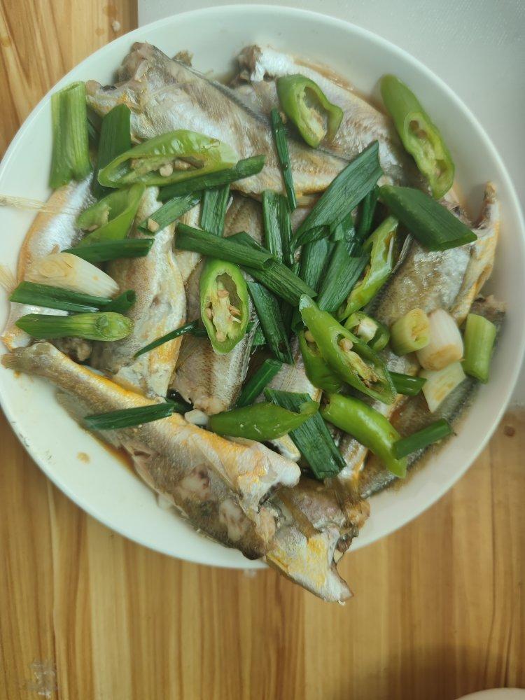 清蒸小黄鱼（千万别蒸久了）