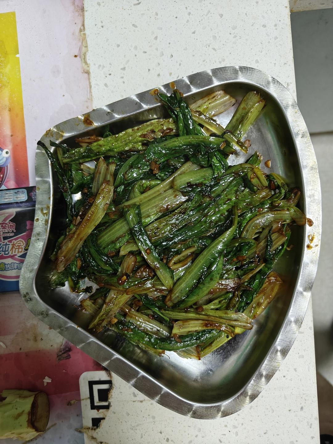 蒜蓉耗油清炒油麦菜，减脂快手菜，宝宝超爱，傻瓜步骤，屡试不爽，好吃且下饭，鲜香爽口！！