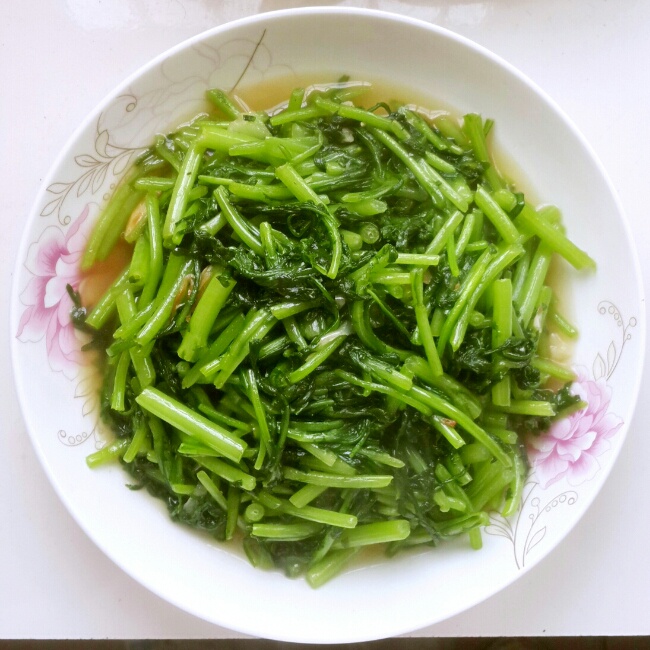 清炒茼蒿