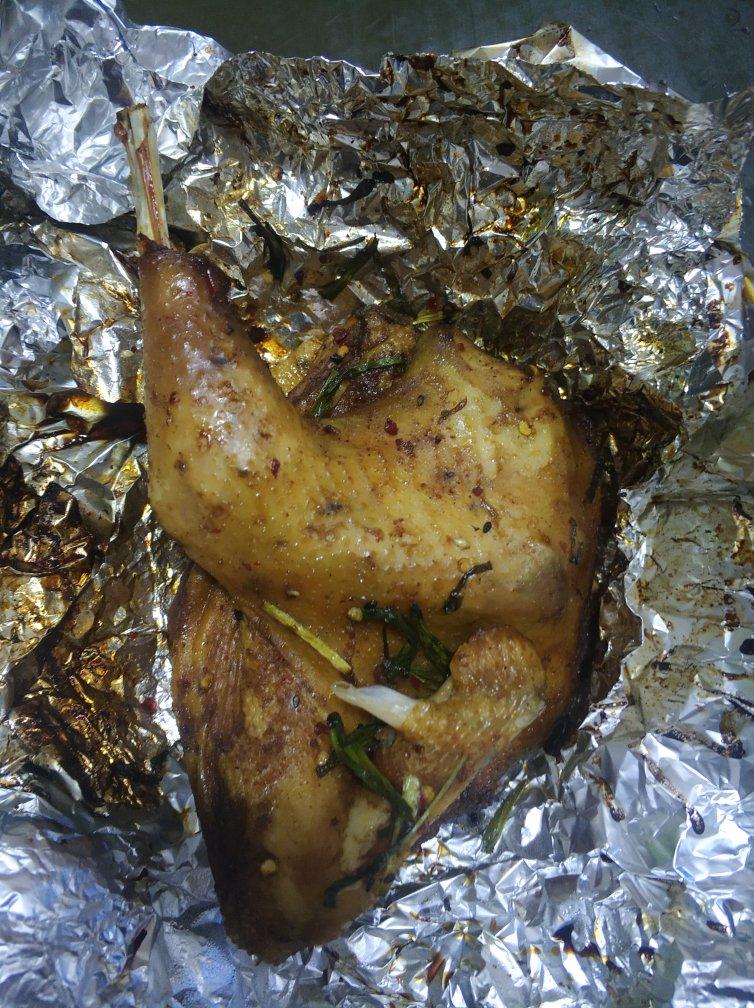 锡纸烤鸡（烤箱版）外酥里嫩肉美多汁（半只鸡）