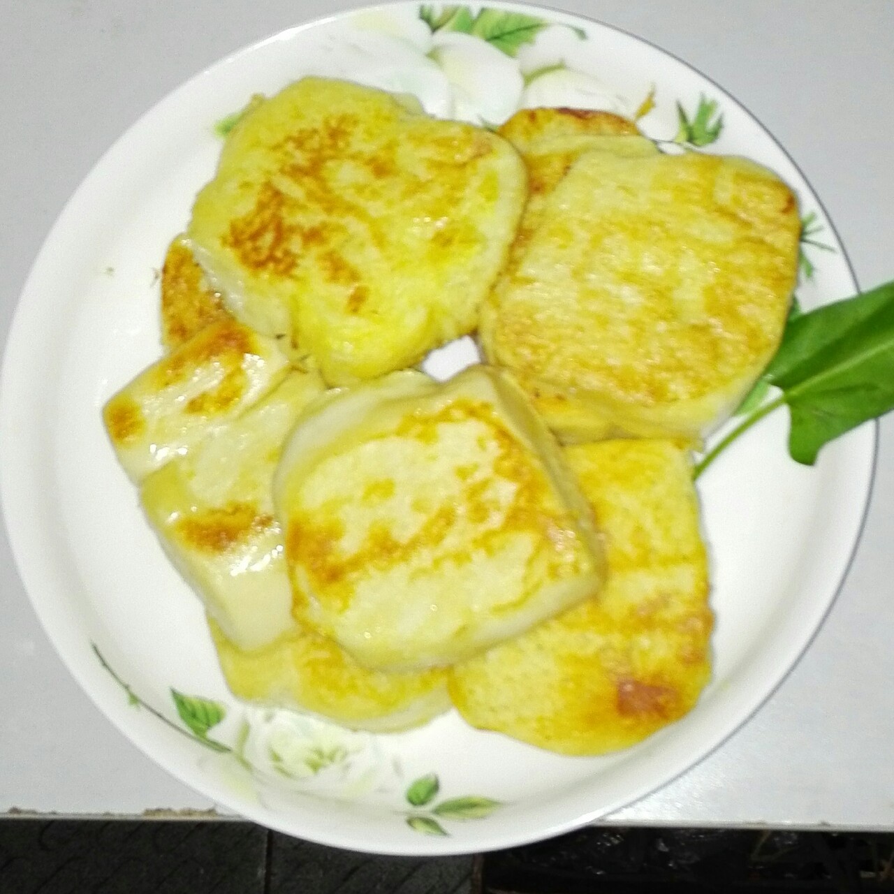 鸡蛋馒头片（电饼铛）
