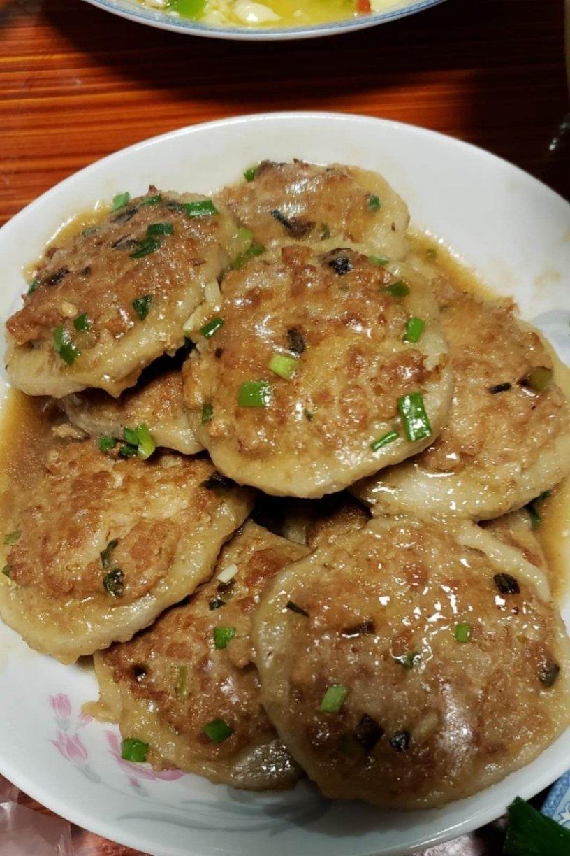 堂妈小厨——秘制酱汁鲜肉藕饼