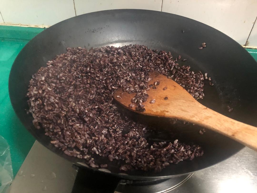 超简单的炒锅煮米饭（附水米比例）