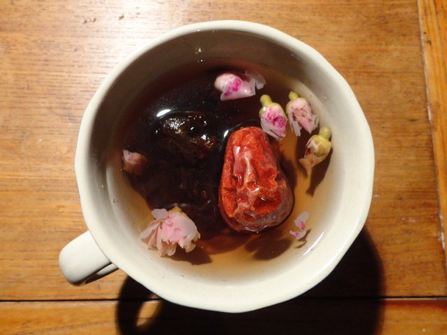 玫瑰大枣茶