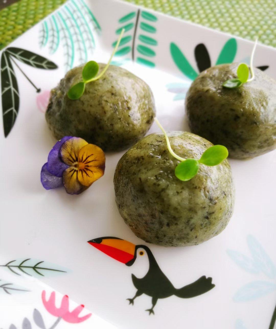 草头清明团子（雪菜豆干肉馅儿）