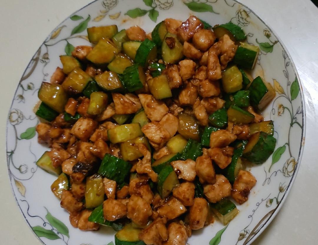 酱爆鸡丁
