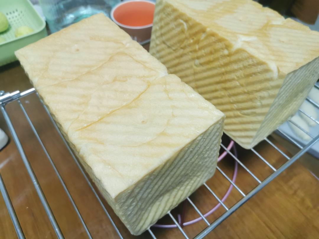 港式吐司十岁了