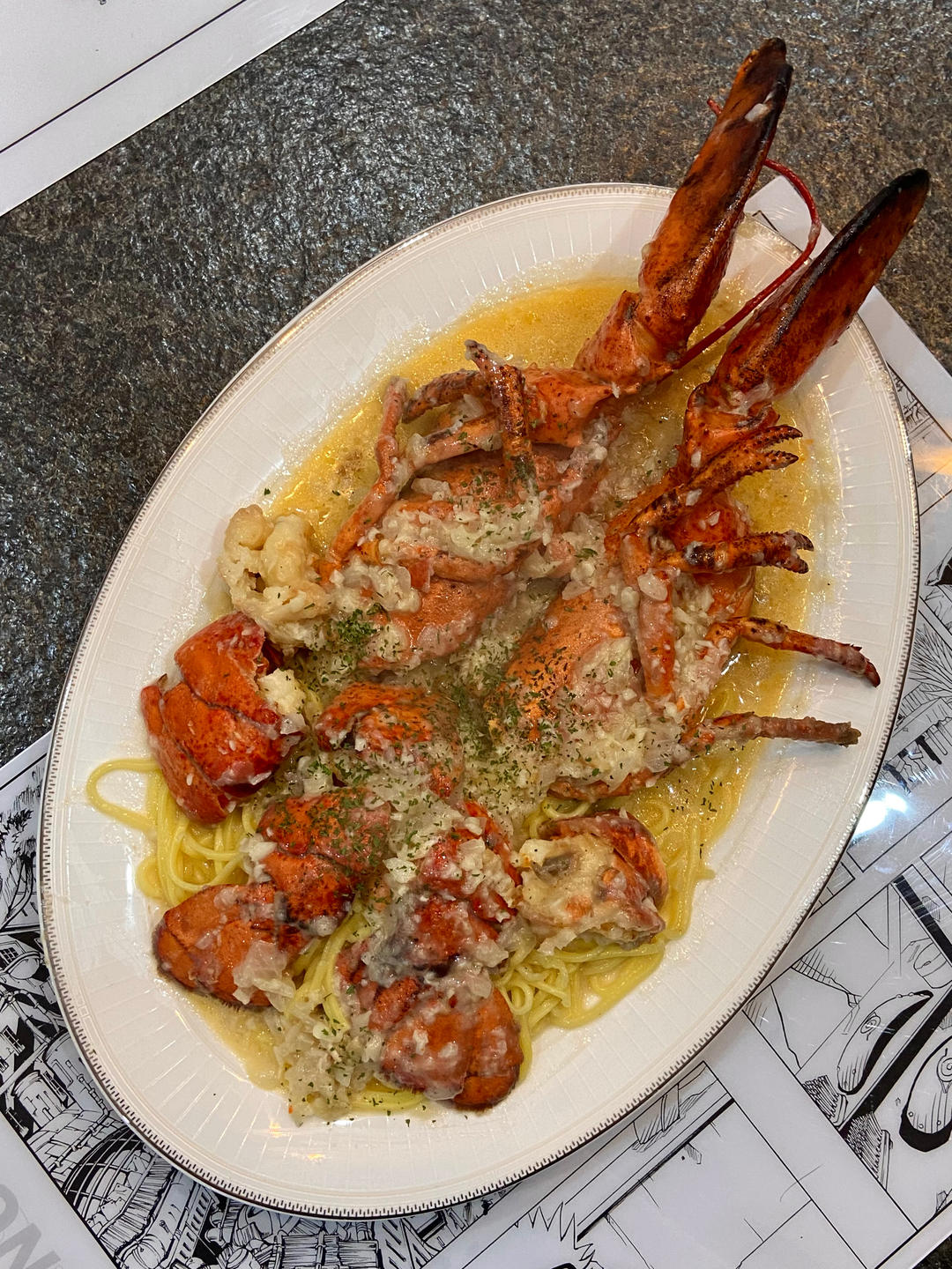 老广东酒楼的龙虾伊面