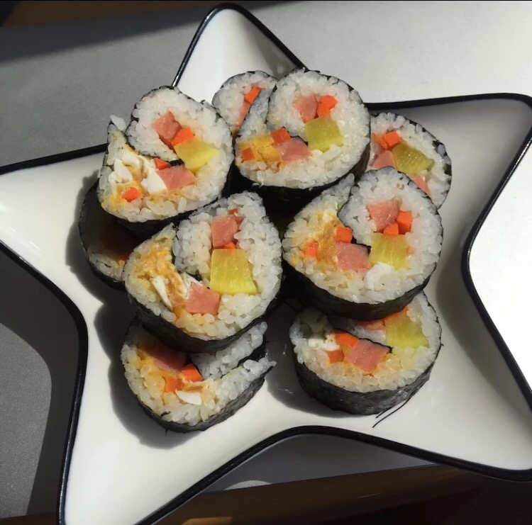 咸蛋黄紫菜包饭 寿司的做法