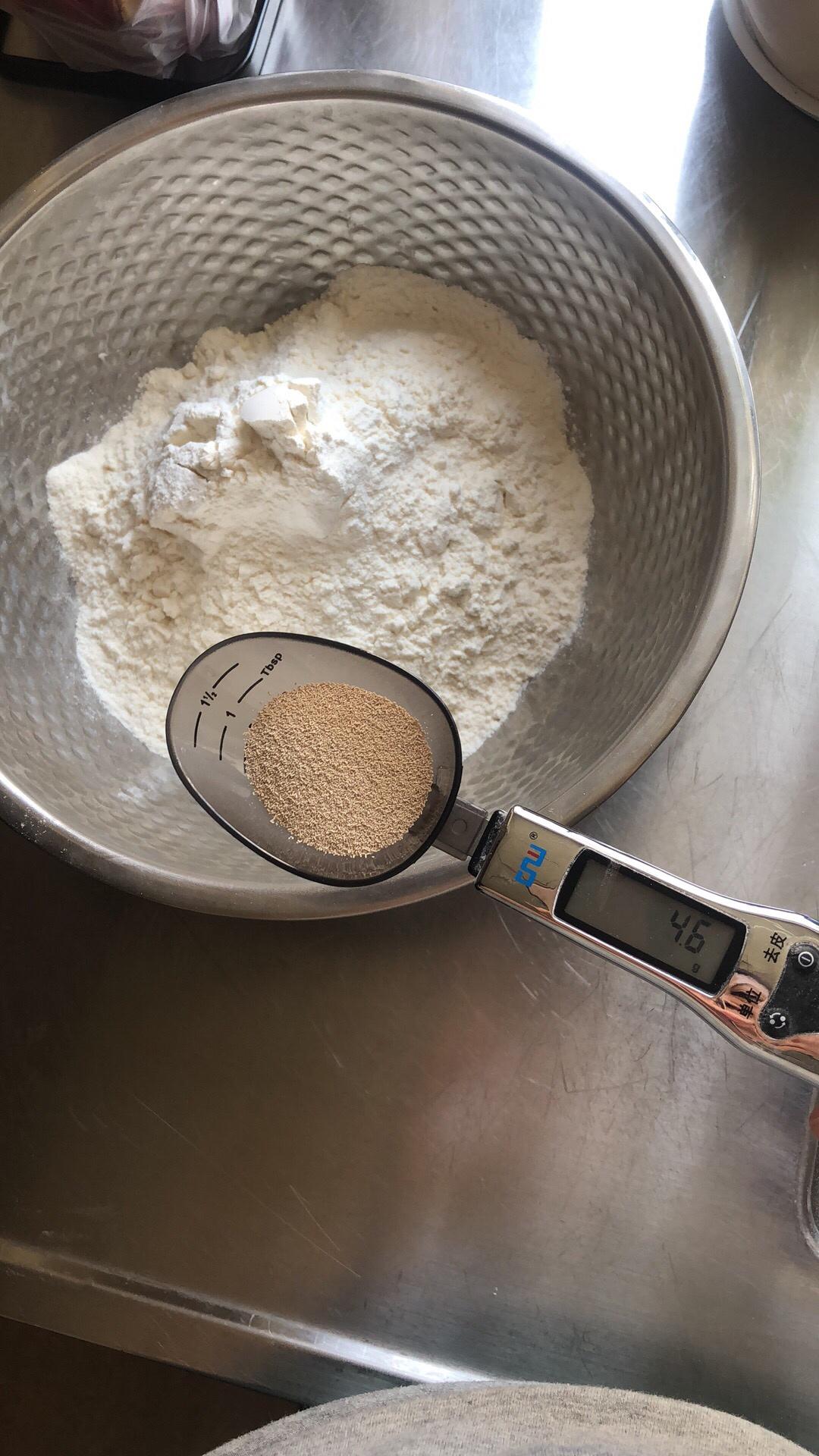 纯奶手撕吐司的做法 步骤1