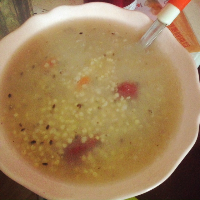 红枣小米粥