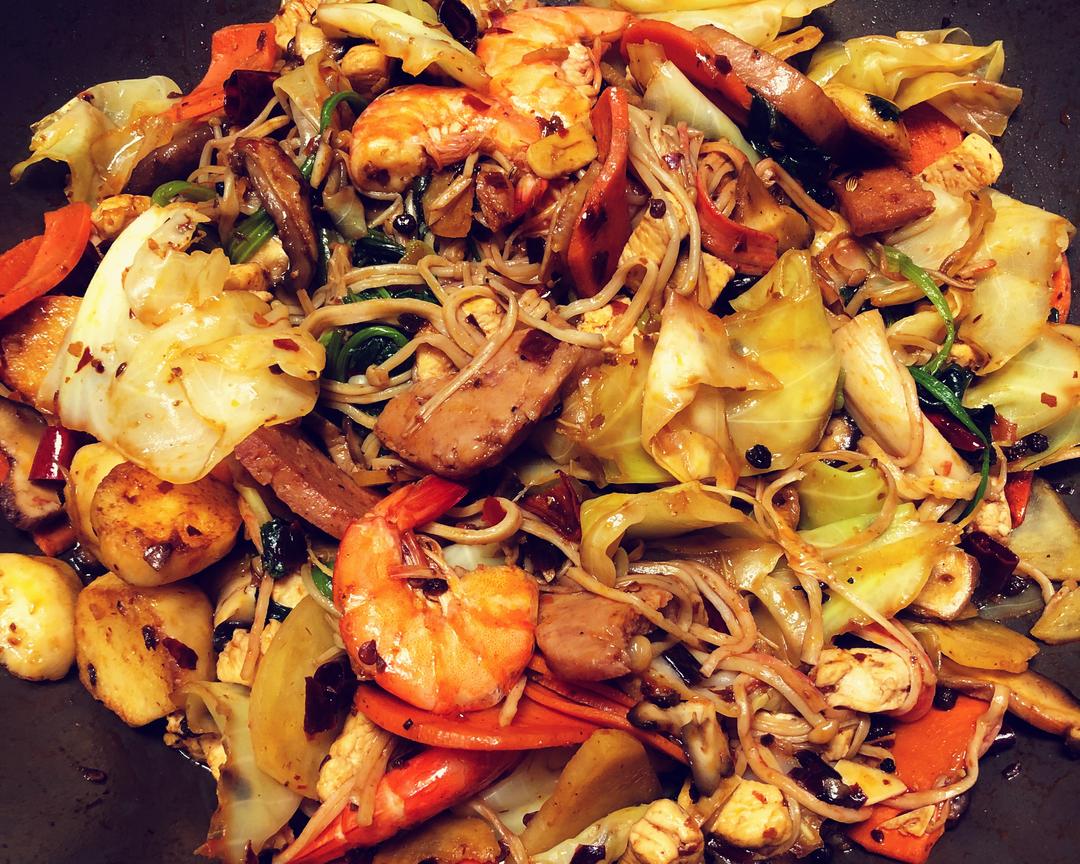 超简单，绝不会演砸了的麻辣香锅🦸🏼🦸🏼🦸🏼的做法