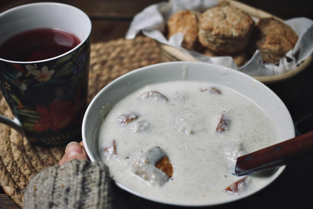 Pianeer Woman Biscuits and Gravy（2）