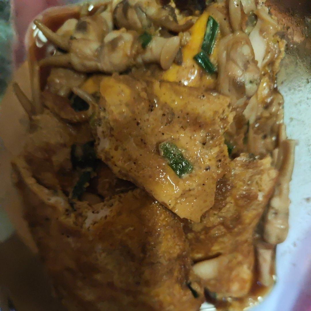 一口鲜到家的“蛏子抱蛋”