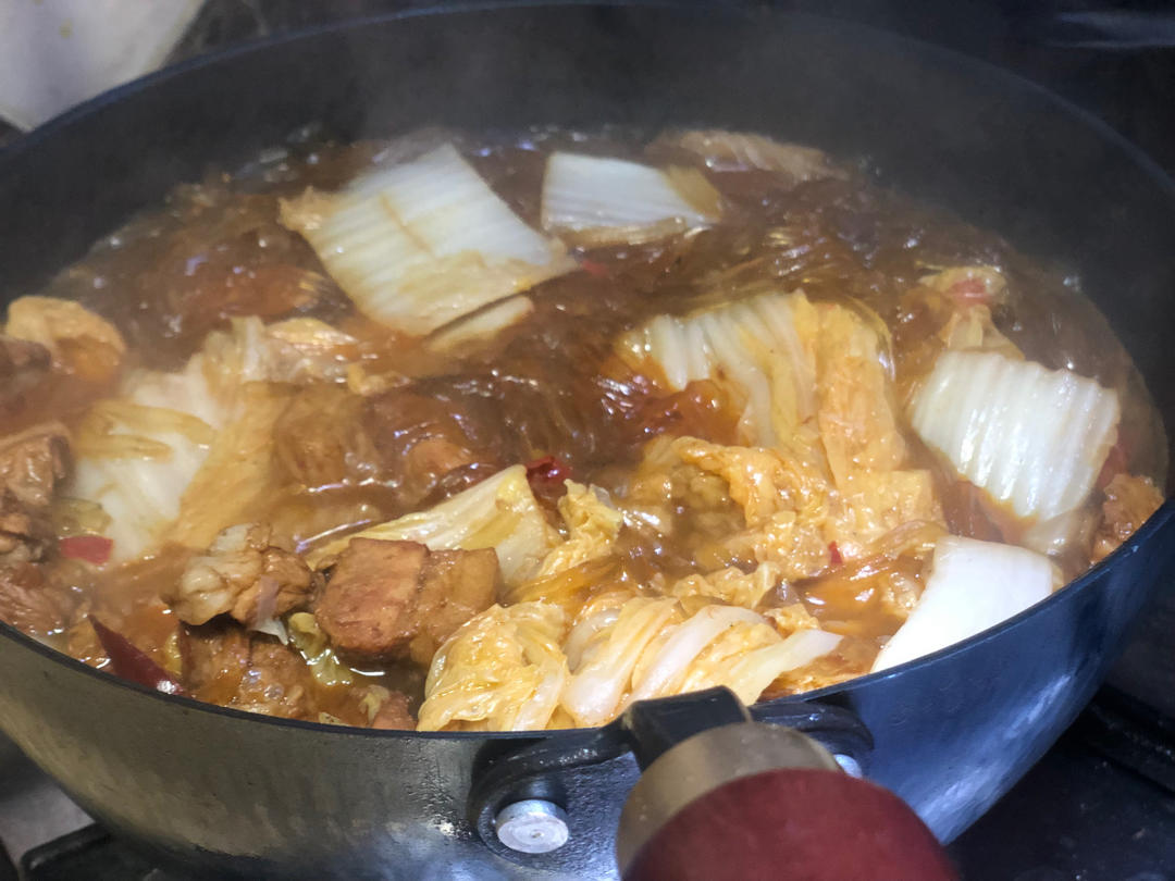 家常菜中必做的一道美食，一锅烩慢锅炖