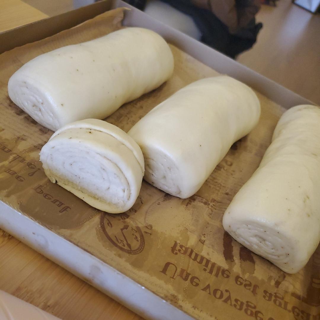 今天做个非常有滋味的花卷