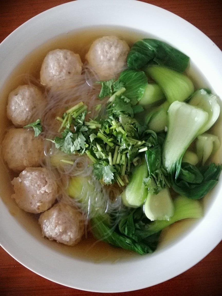 手做【鲅鱼丸子汤】