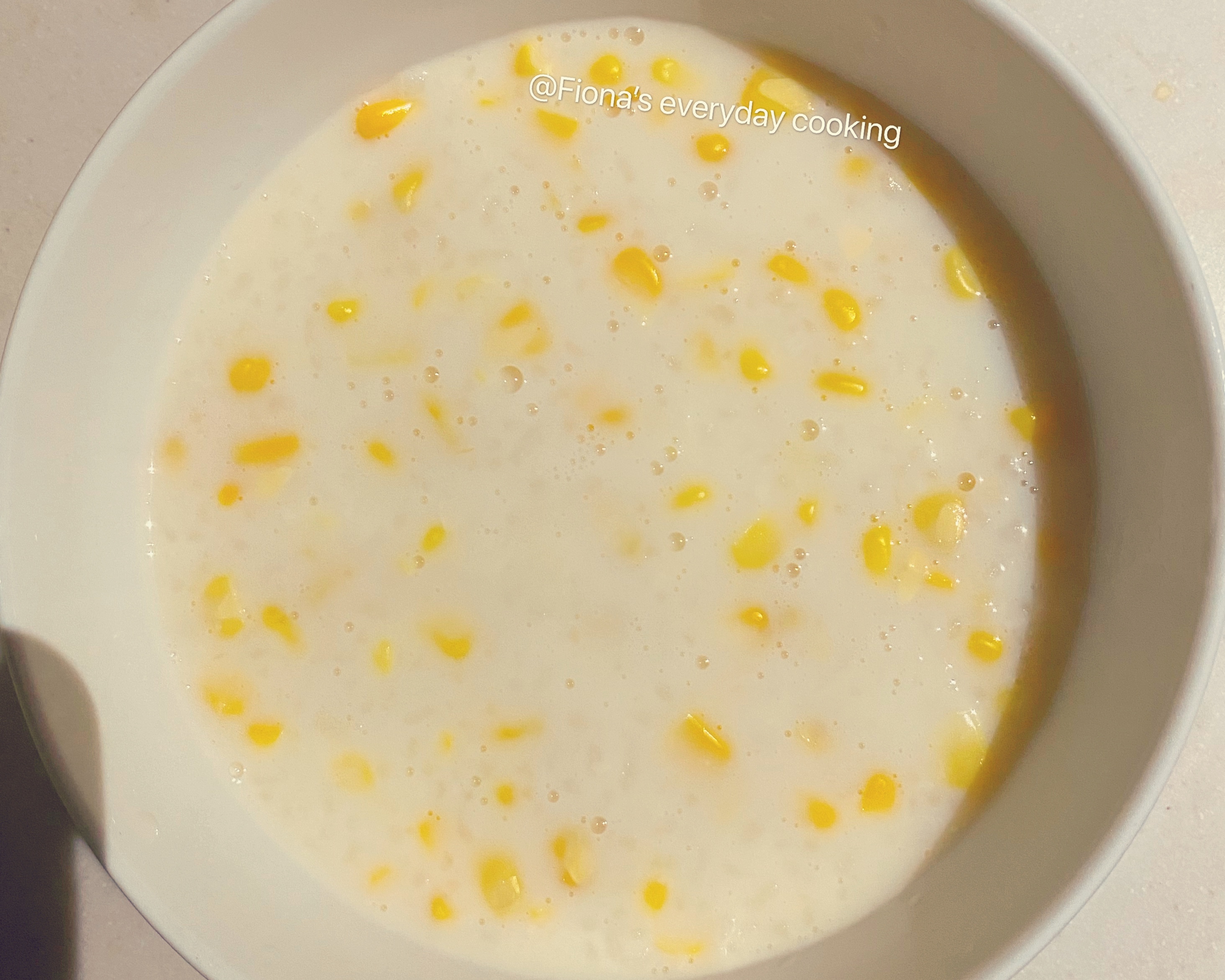 香浓鲜玉米牛奶粥的做法