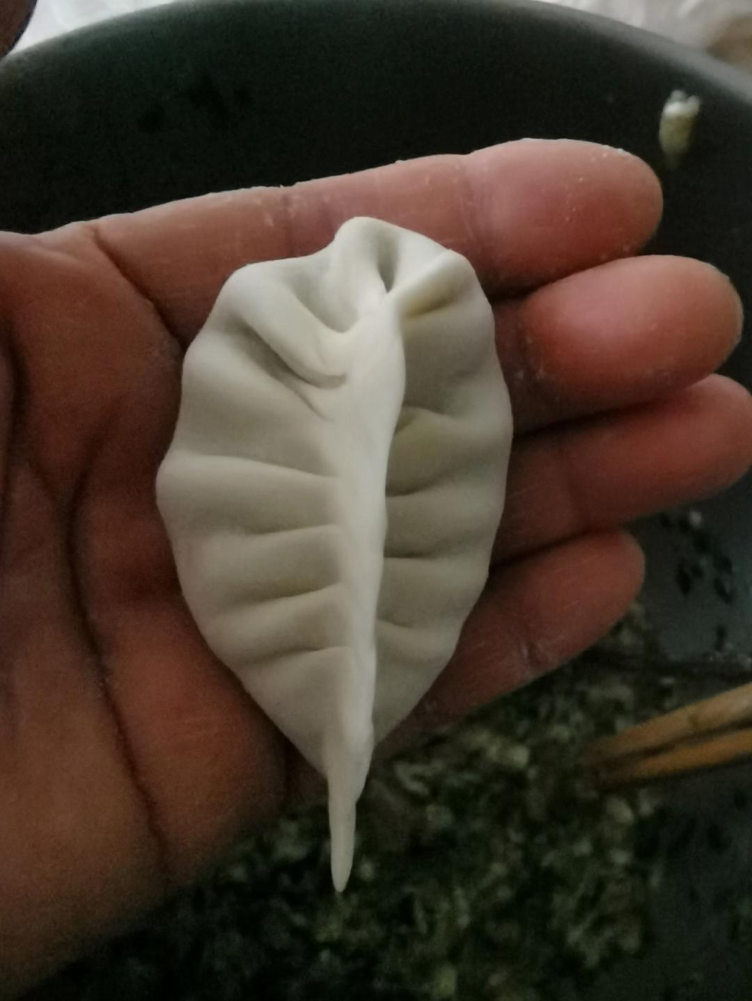 自制韭菜馅饺子（妈妈的配方）