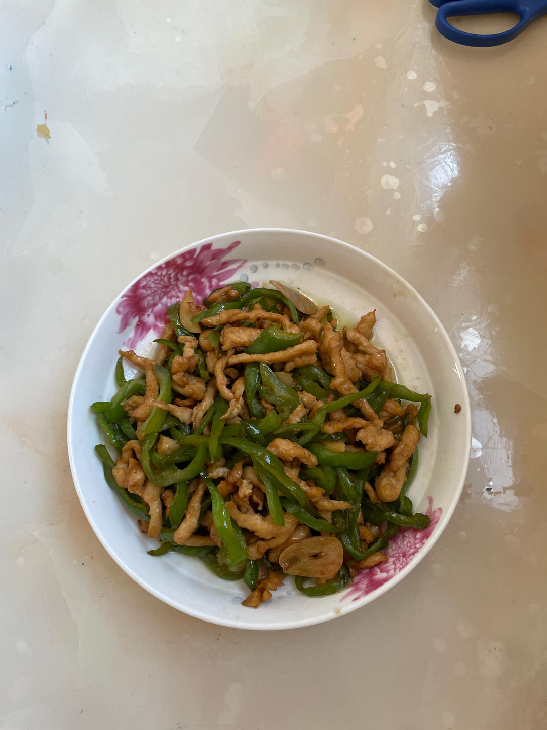 巨好吃的青椒炒鸡胸肉丝，超下饭
